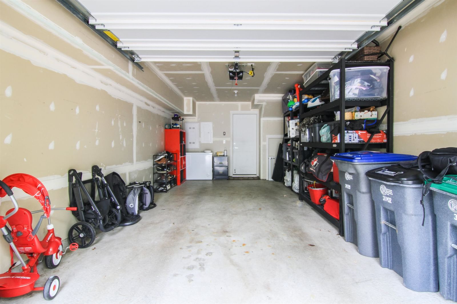 Listing Image 18