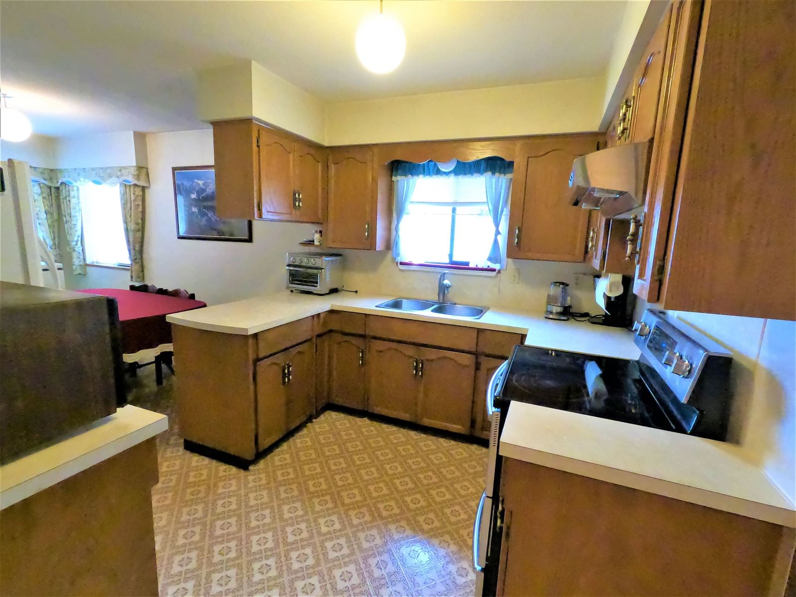 Listing Image 5