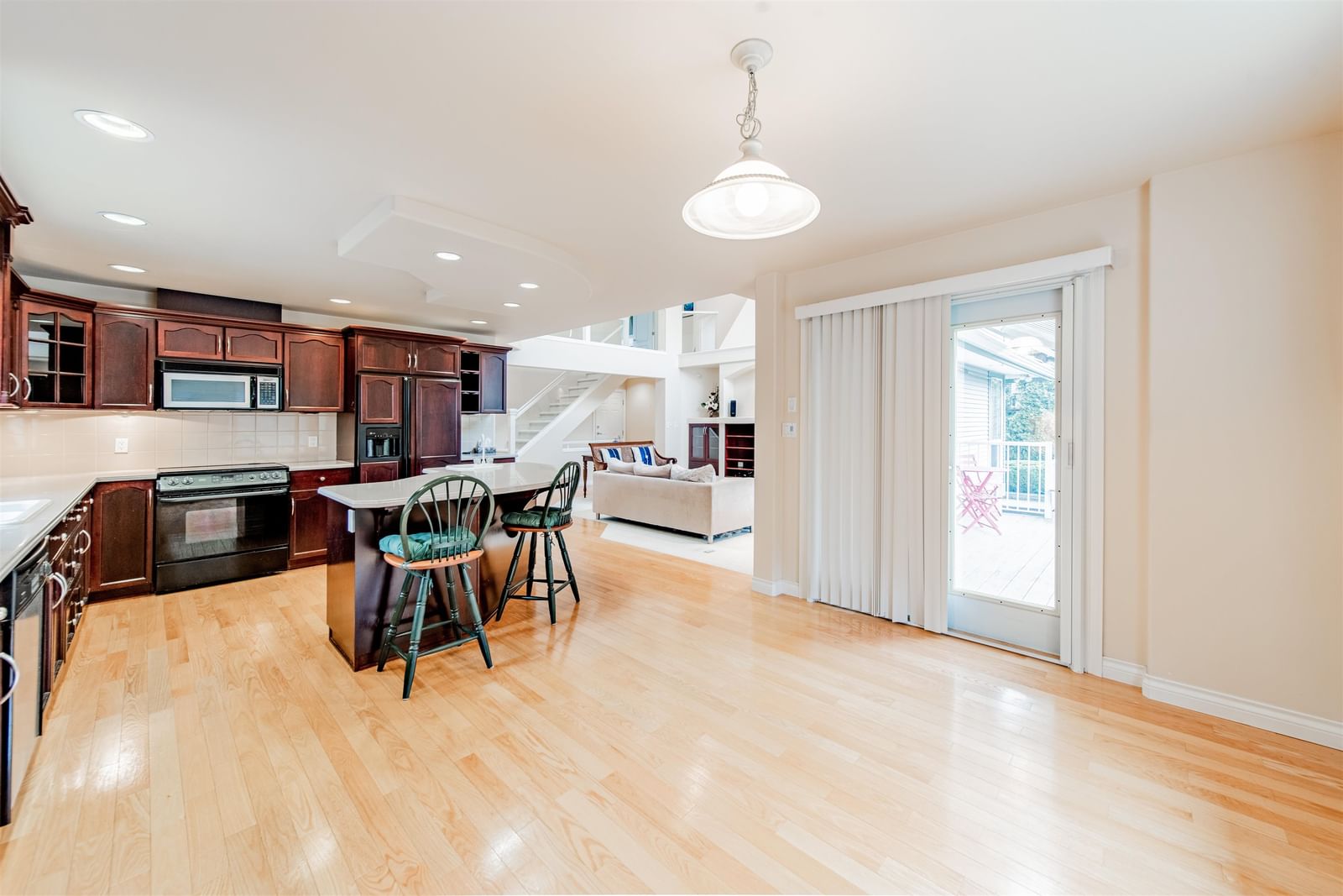 Listing Image 14