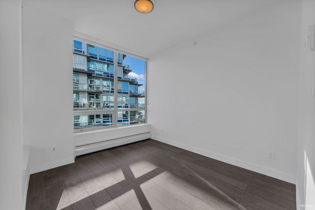 1009 - 9060 University Crescent