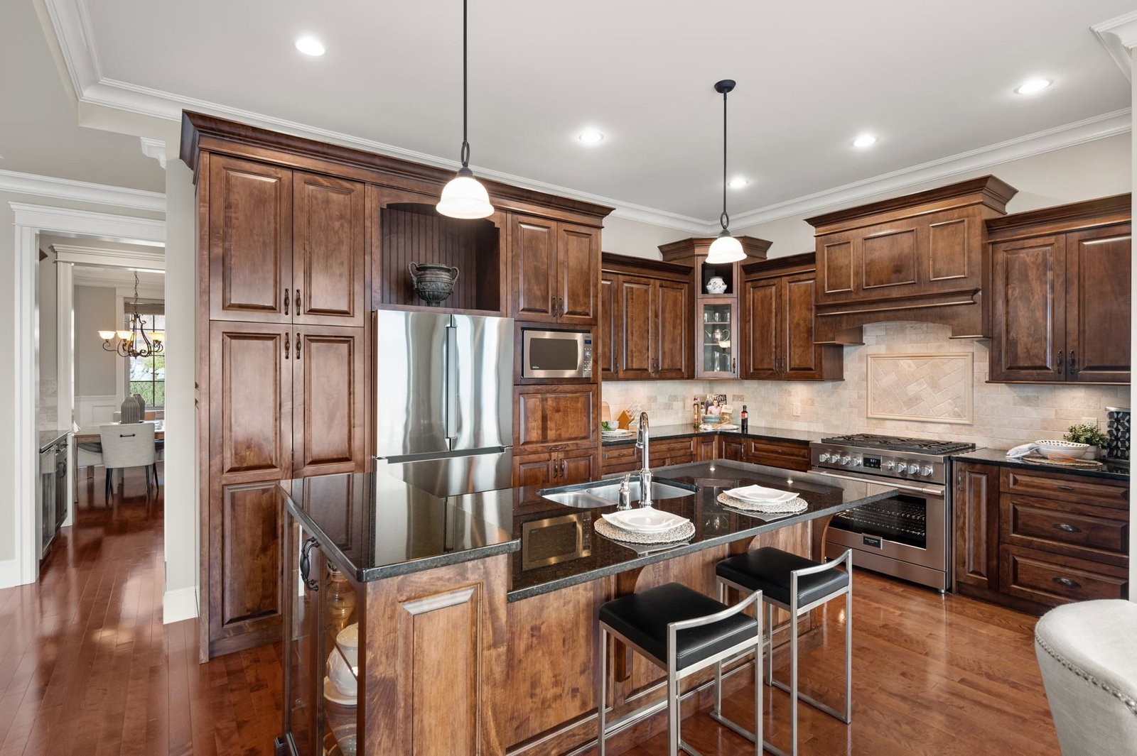 Listing Image 10
