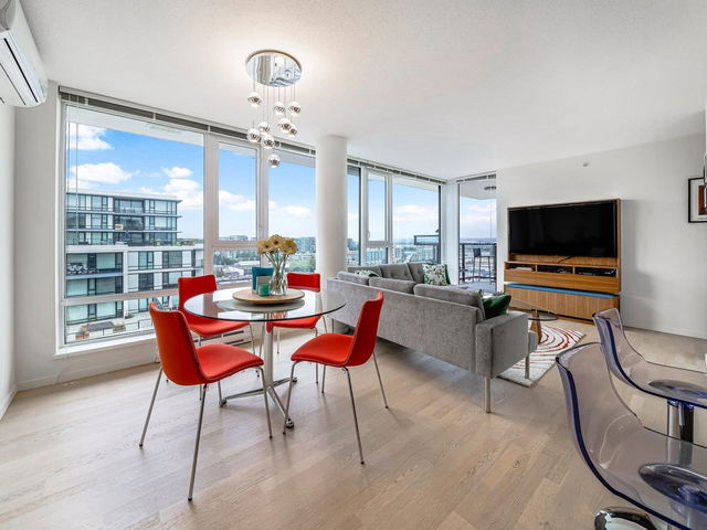 1606 - 7888 Ackroyd Road