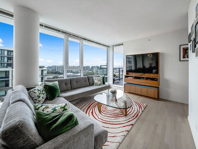 1606 - 7888 Ackroyd Road