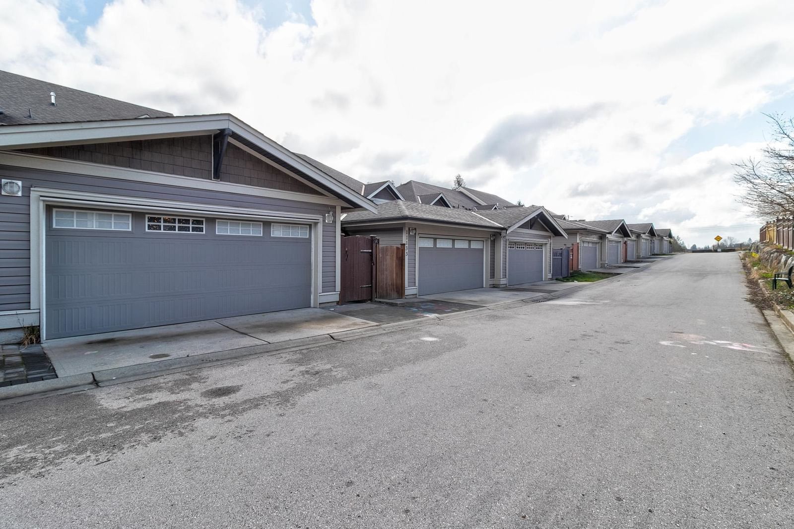 Listing Image 27