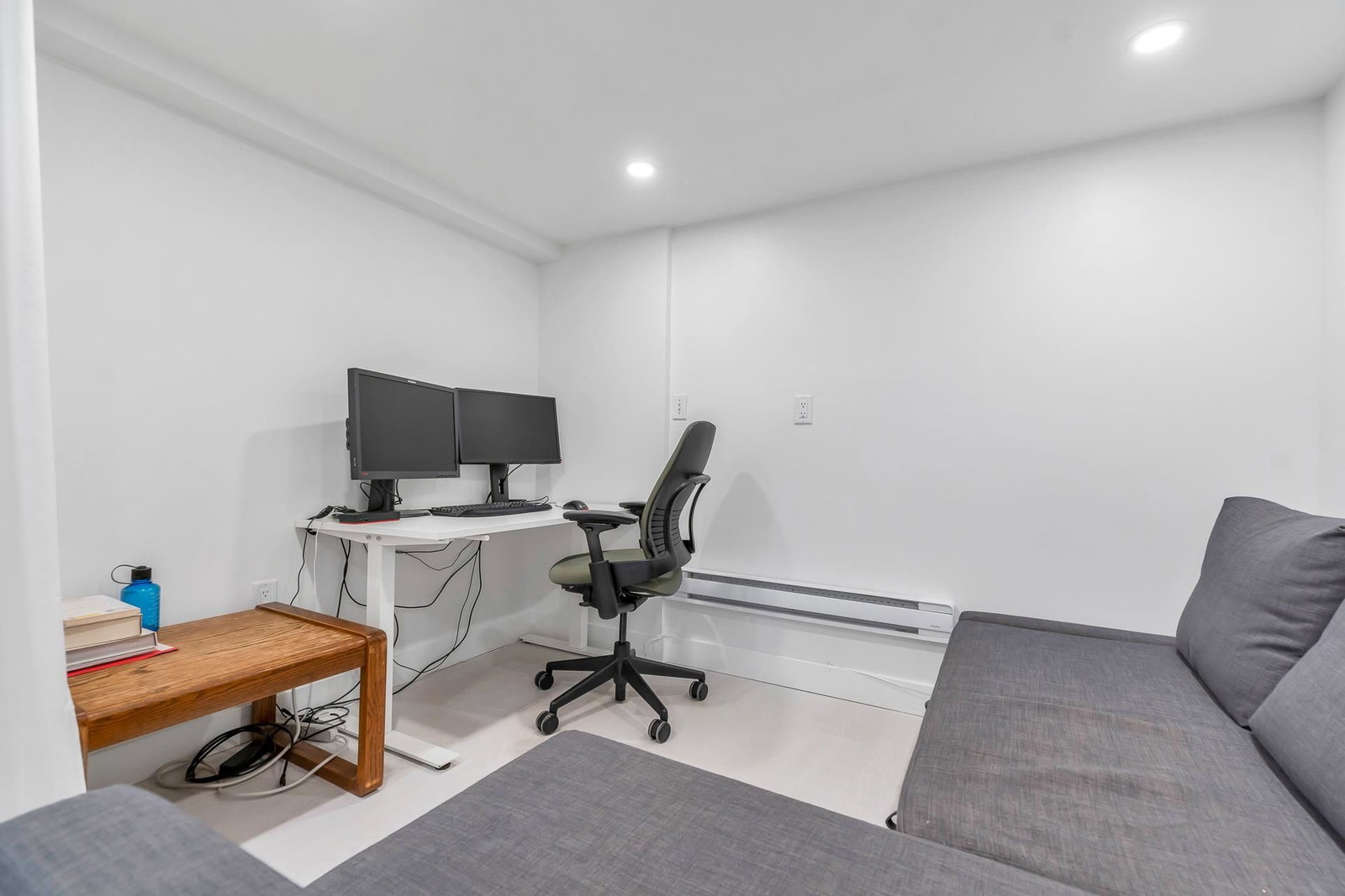 Listing Image 17