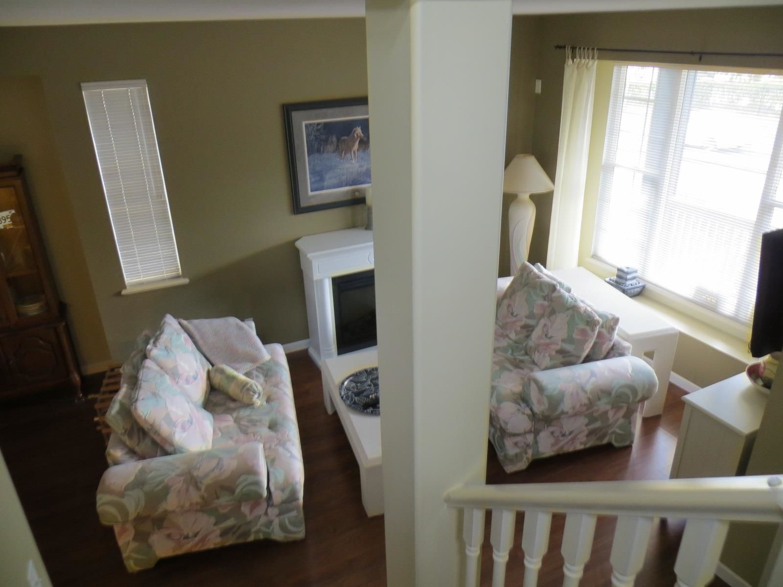Listing Image 16