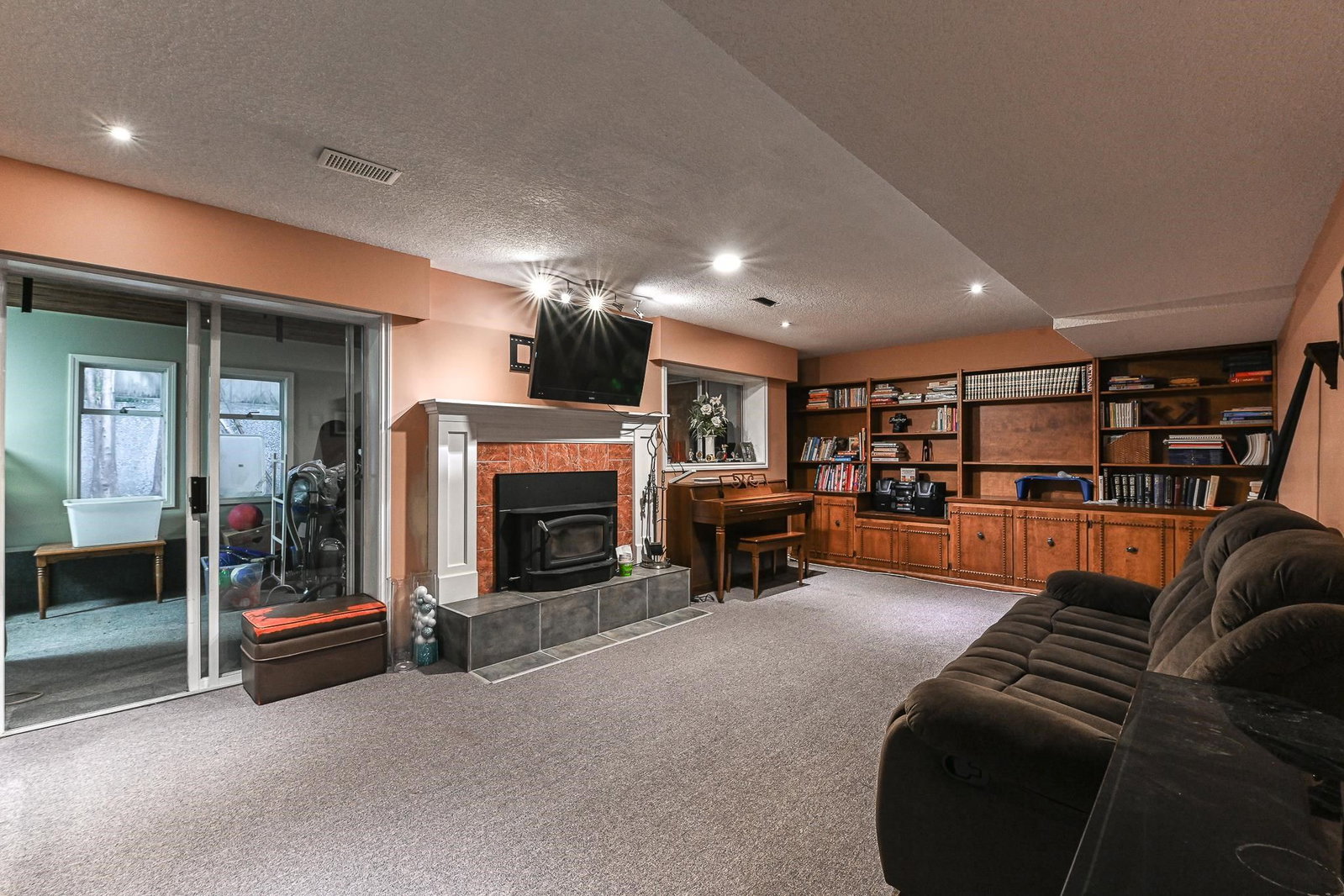 Listing Image 21