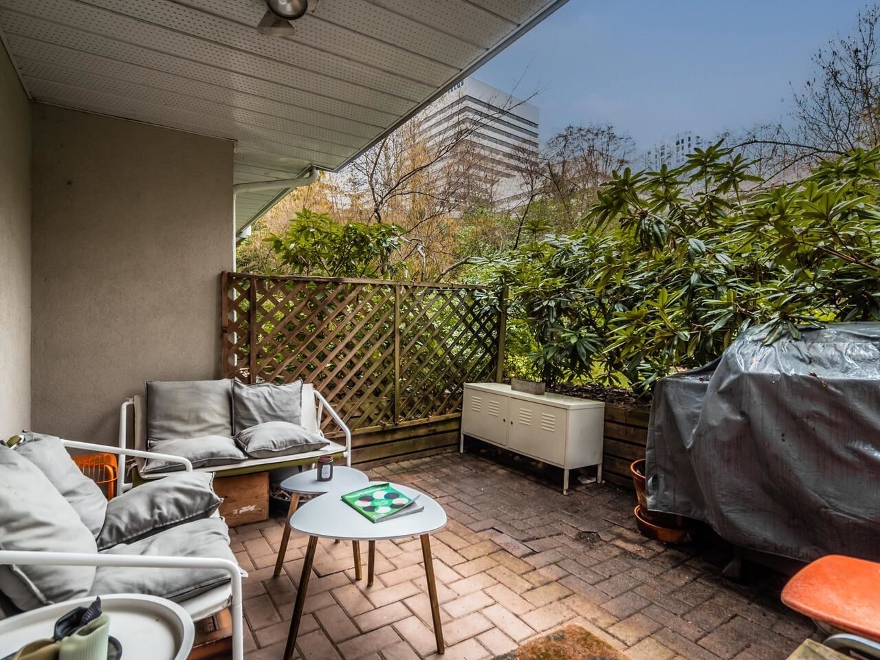 Listing Image 12