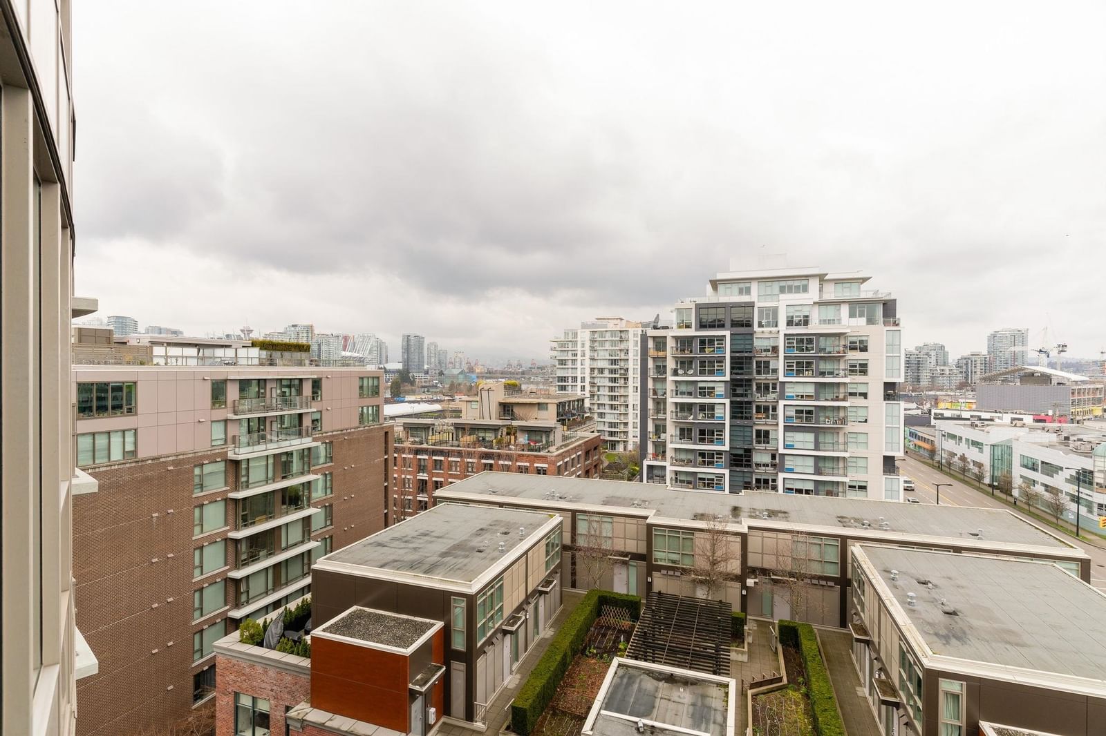 Listing Image 22
