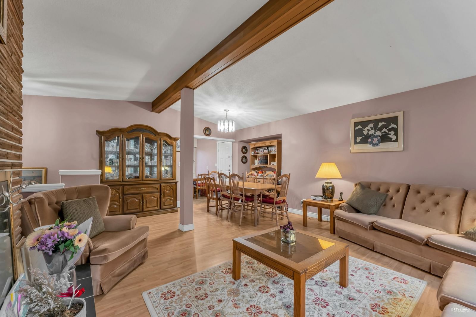 Listing Image 6