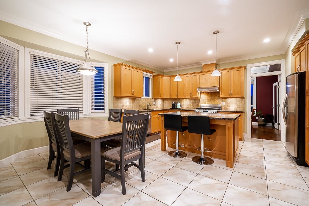 Listing Image 13
