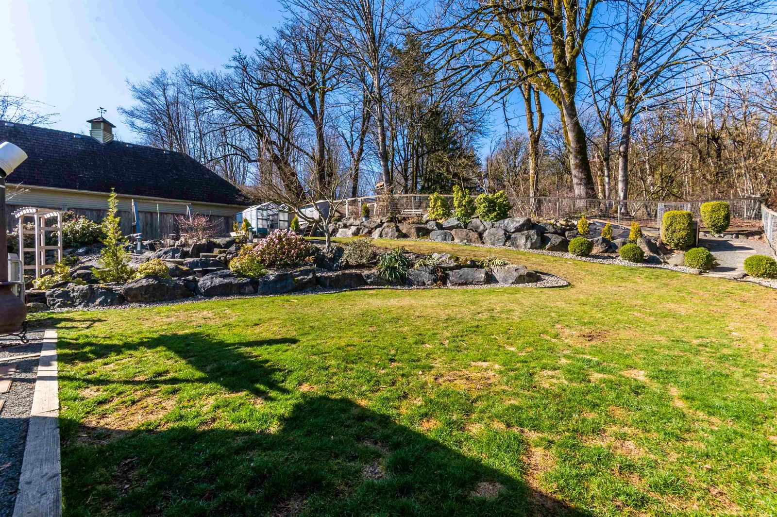 Listing Image 11
