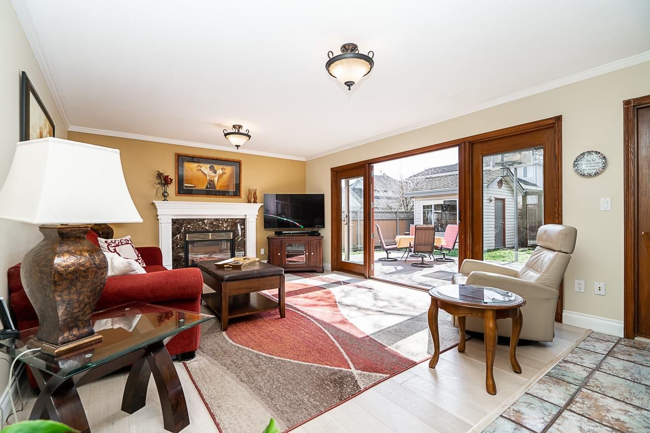 Listing Image 11