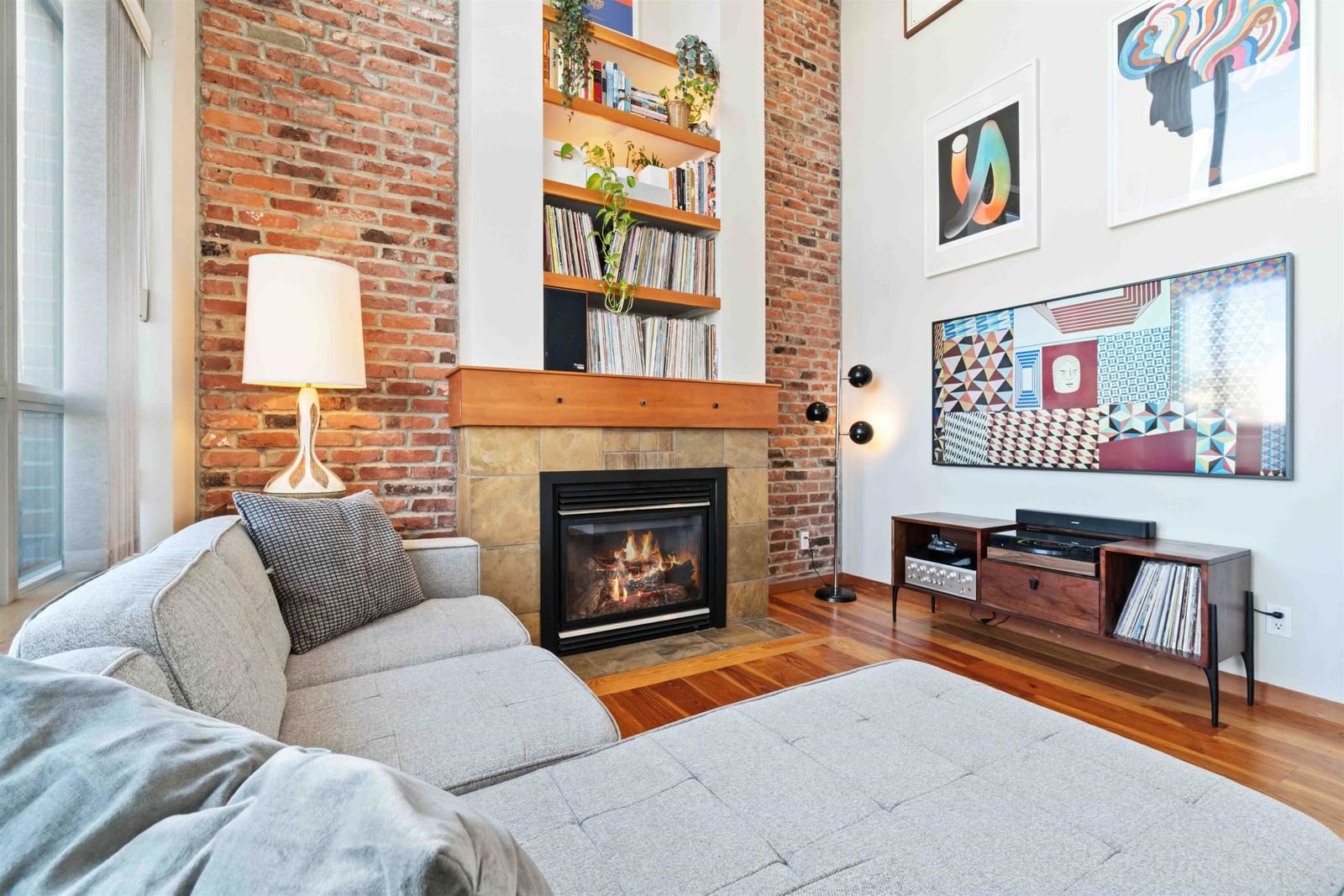 Listing Image 13