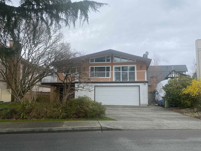 6211 Spender Drive