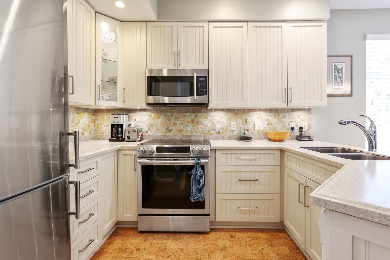 Listing Image 9