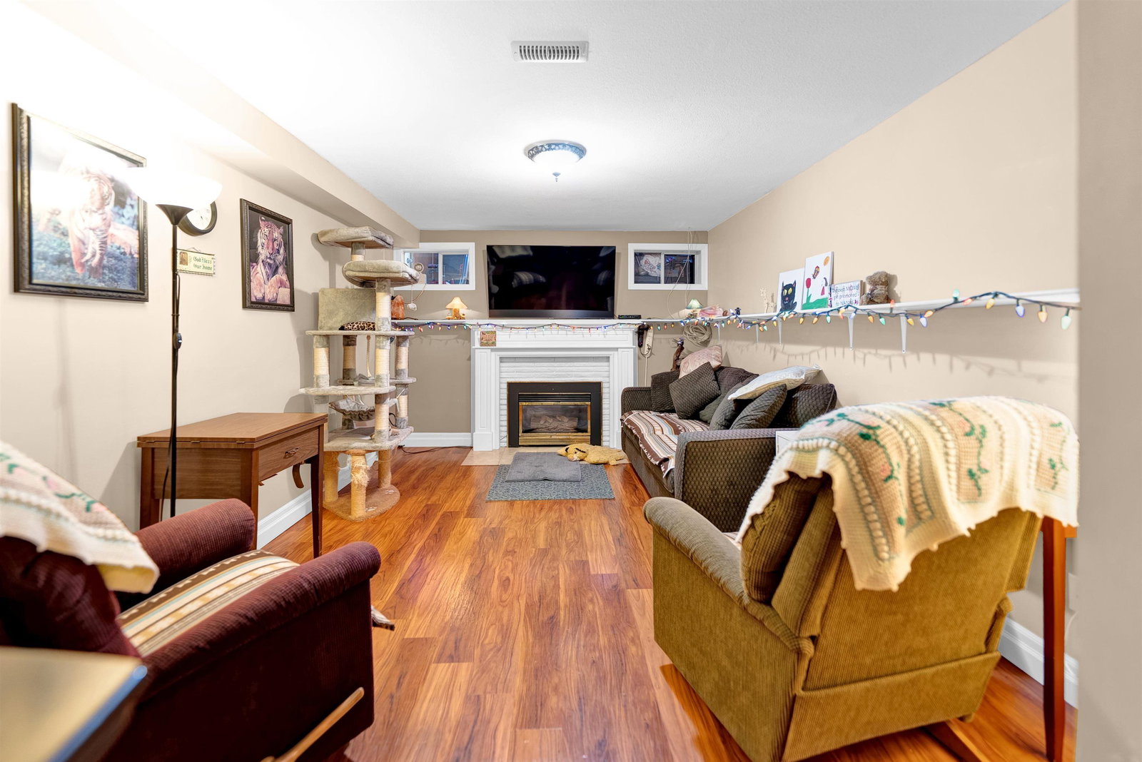 Listing Image 32