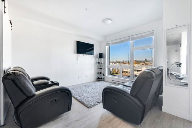 413 - 32838 Landeau Place