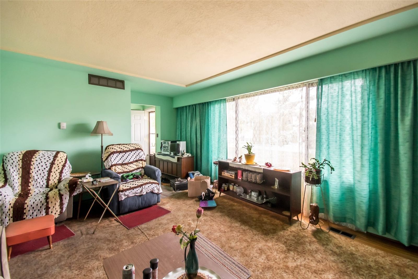 Listing Image 8