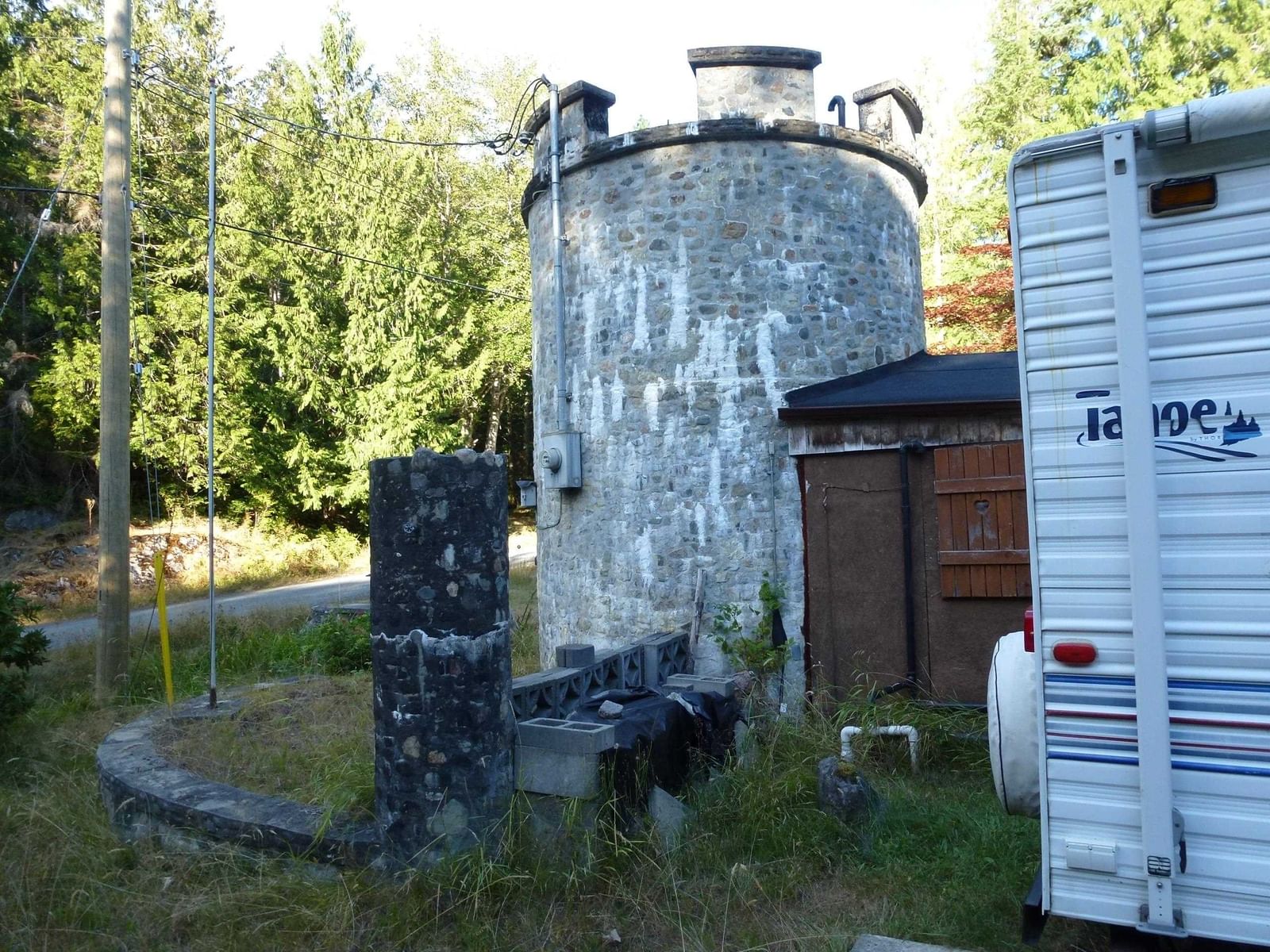 Listing Image 6