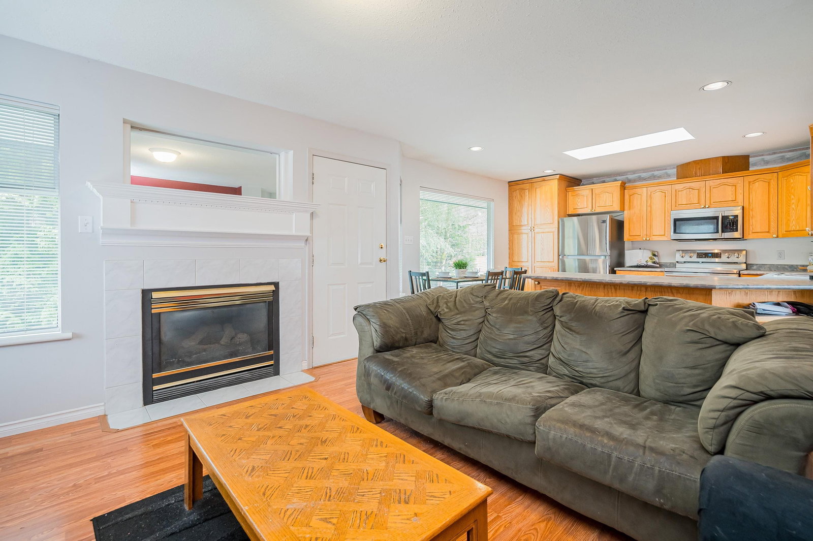 Listing Image 15