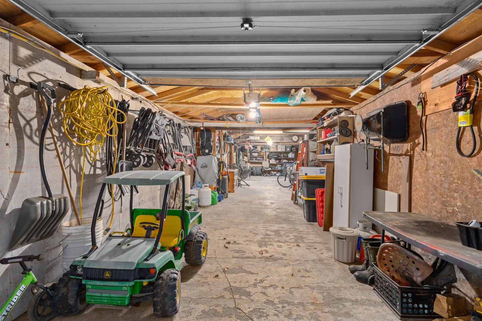 Listing Image 30