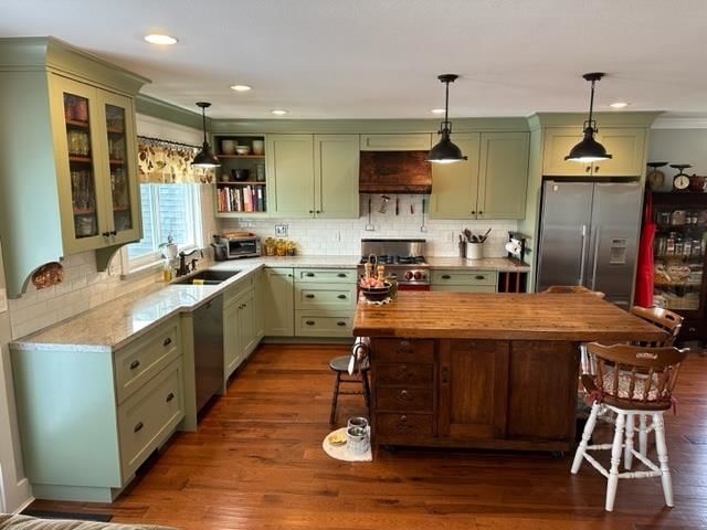 Listing Image 3