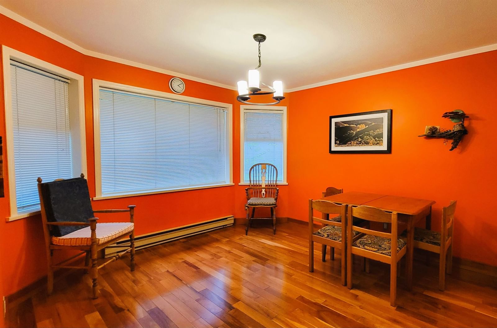 Listing Image 12