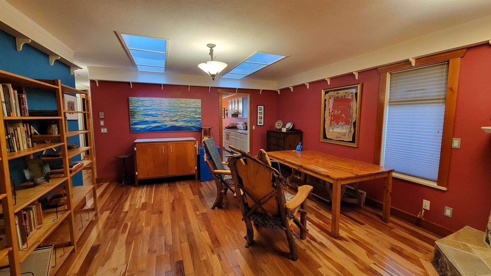Listing Image 14