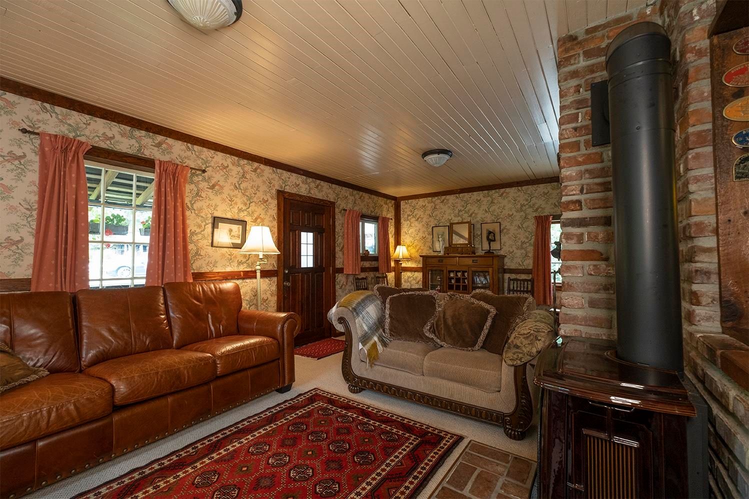 Listing Image 16