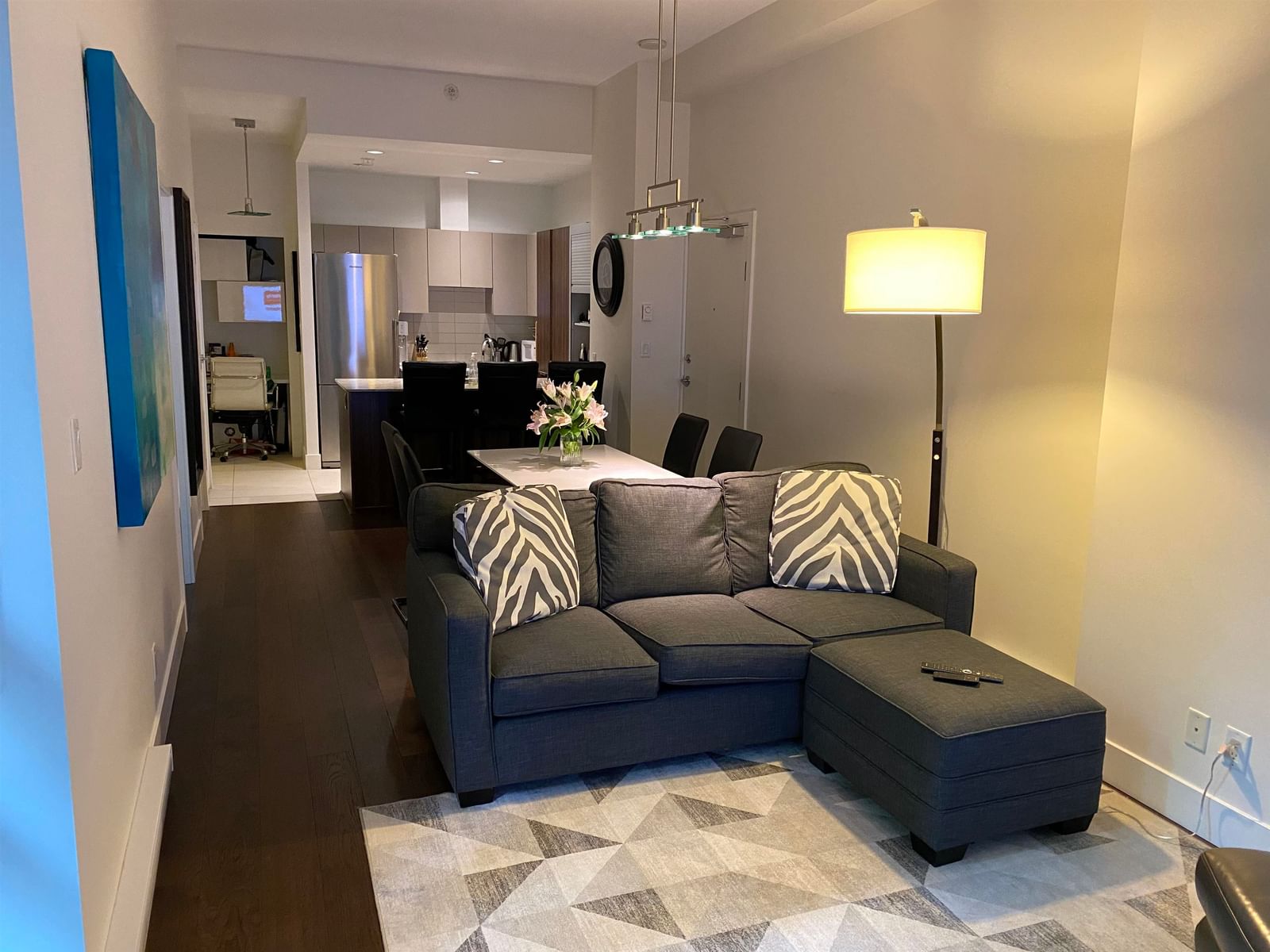 Listing Image 19