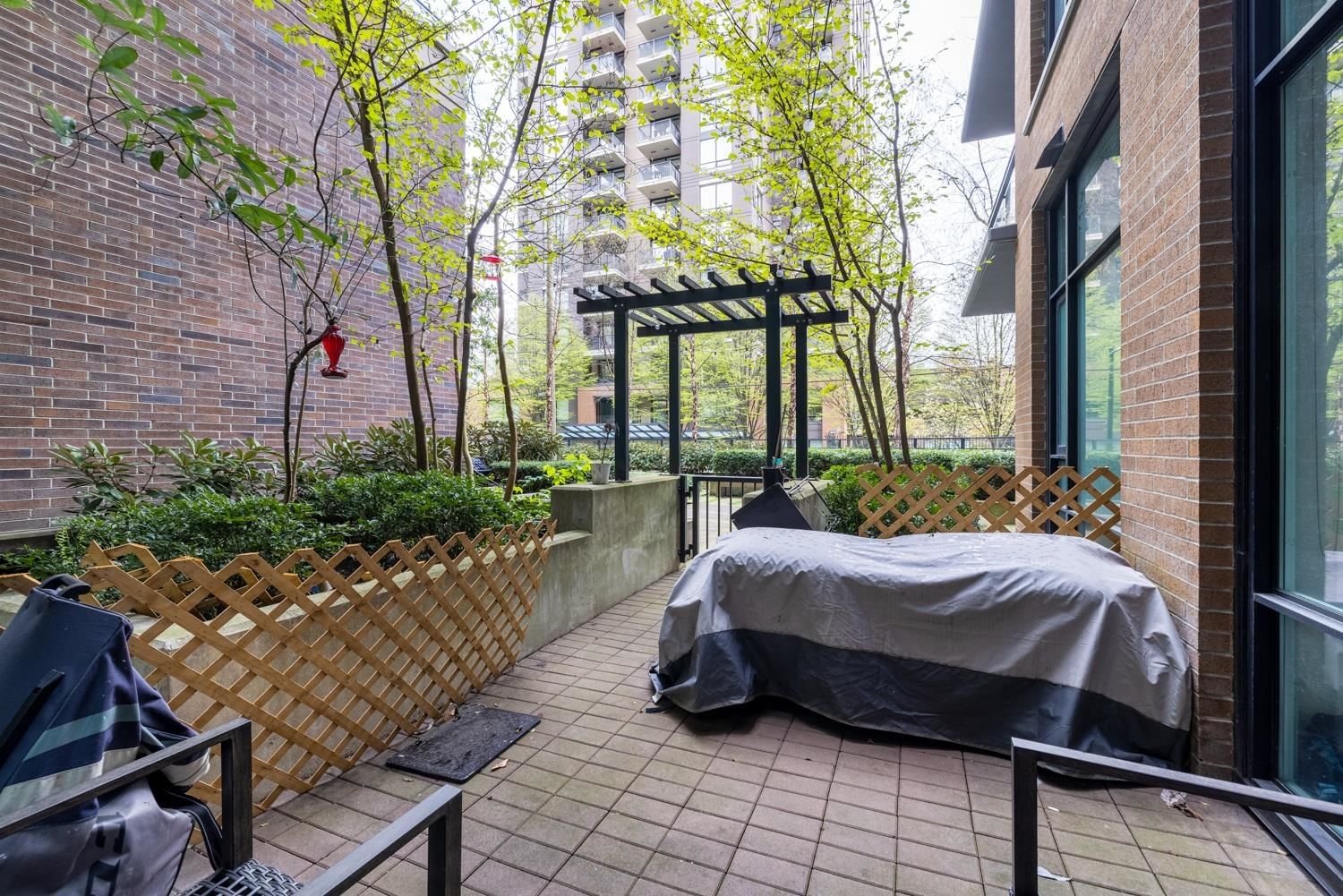 Listing Image 9