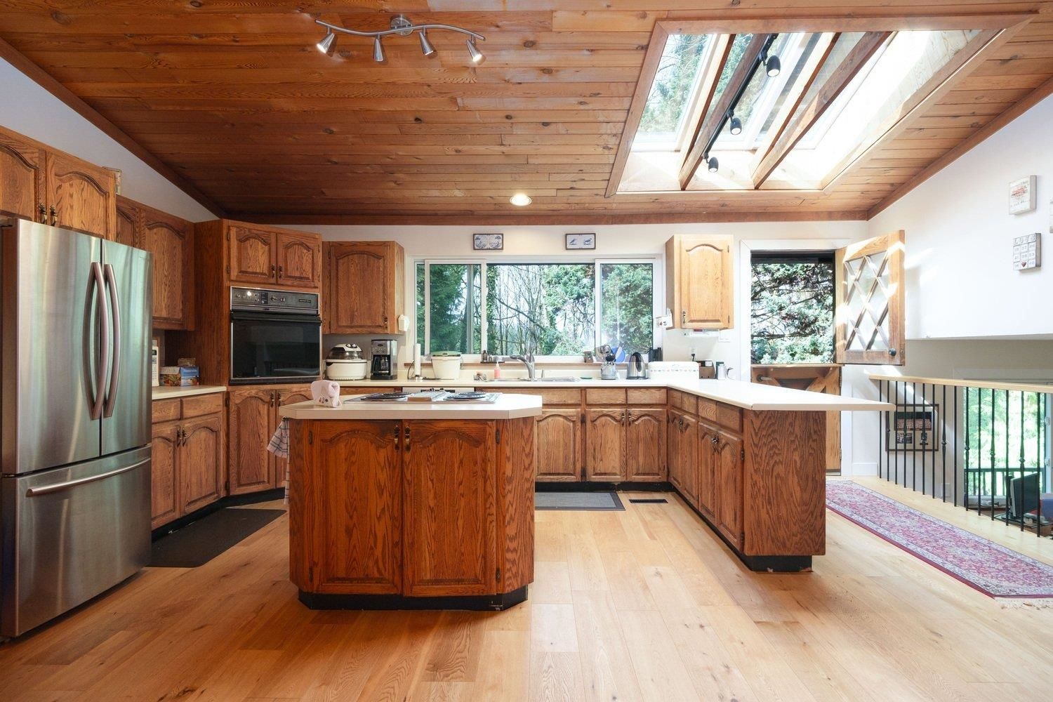 Listing Image 14