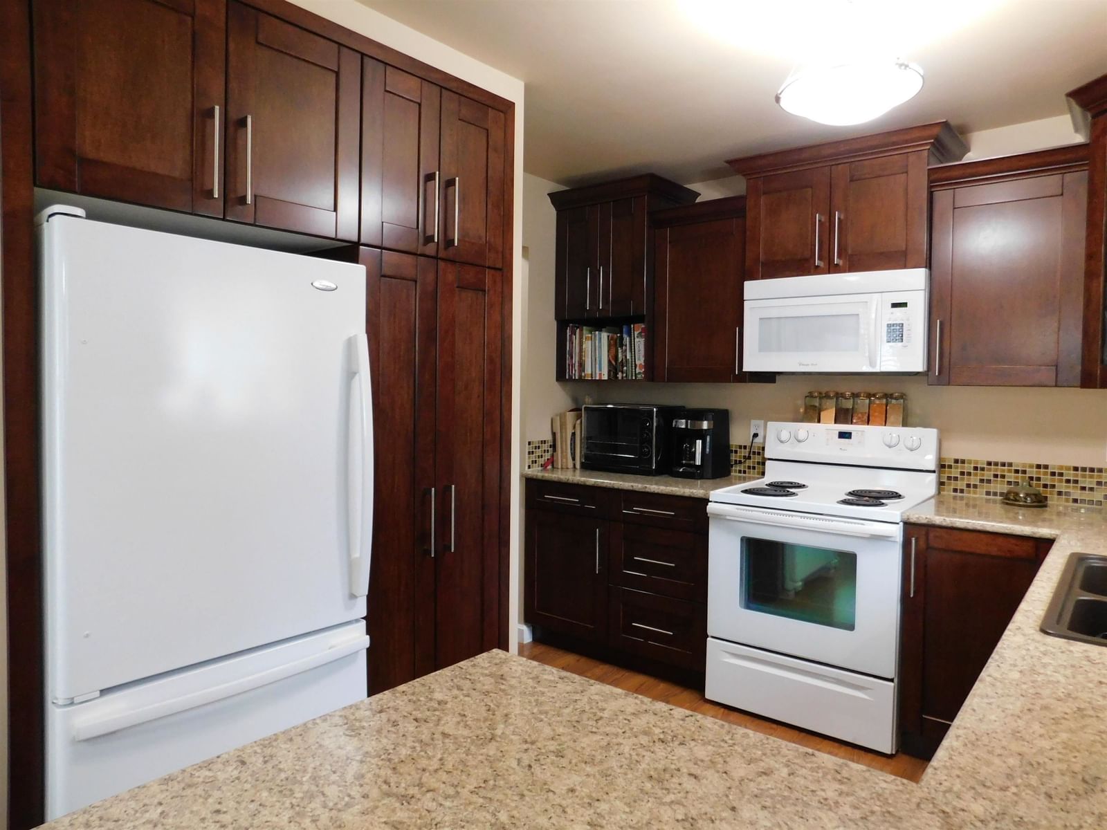 Listing Image 15