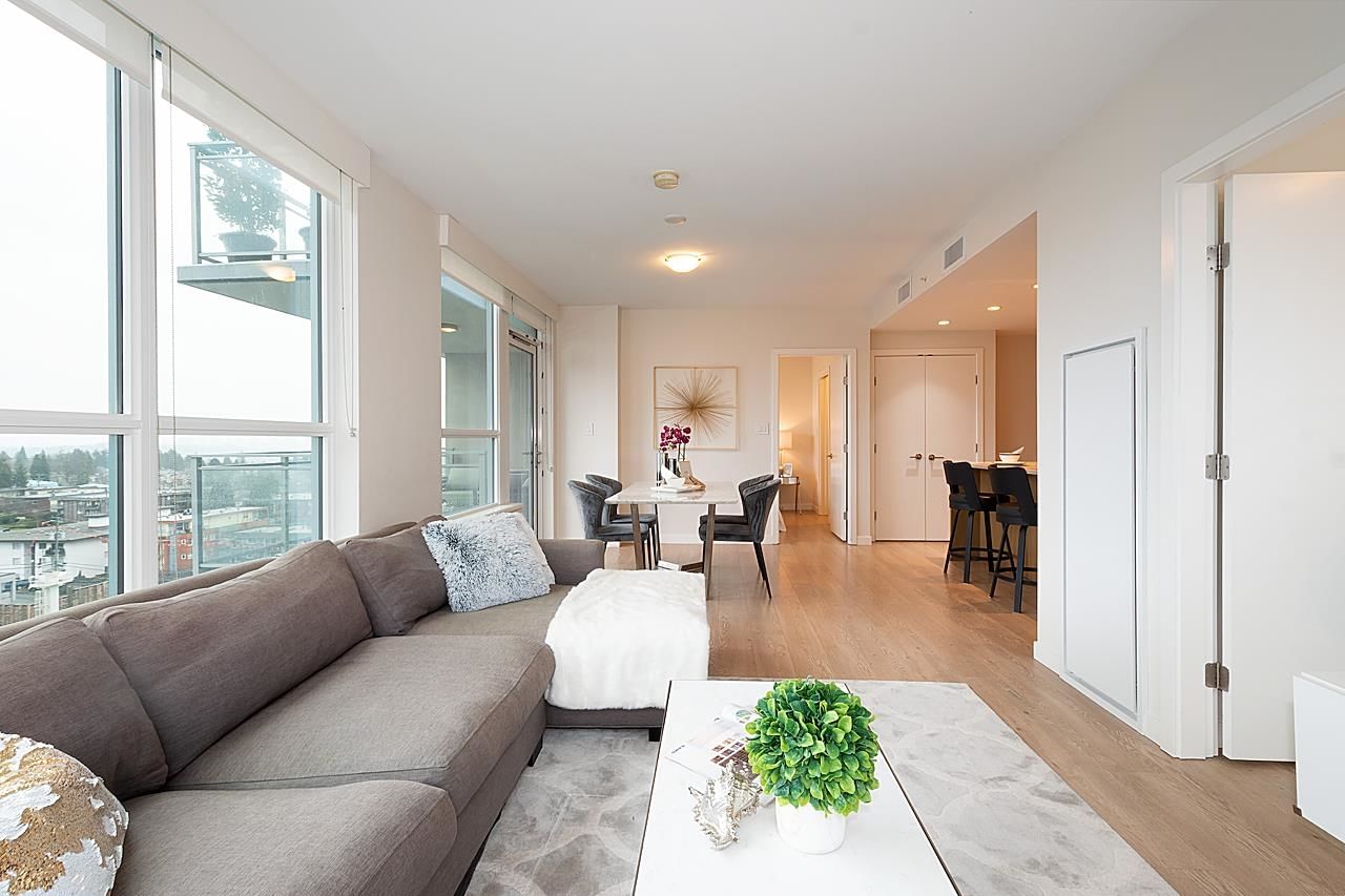 Listing Image 11