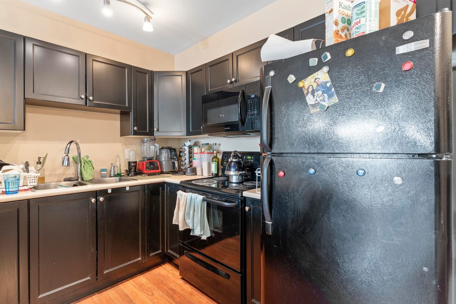 Listing Image 14