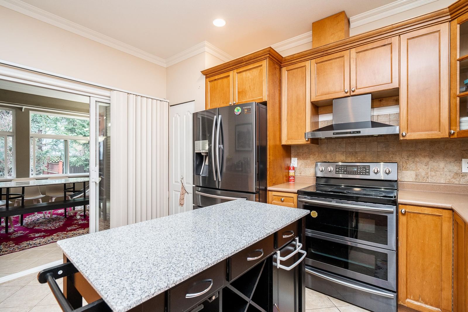 Listing Image 11