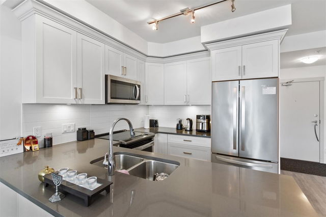 314 - 2436 Kelly Avenue