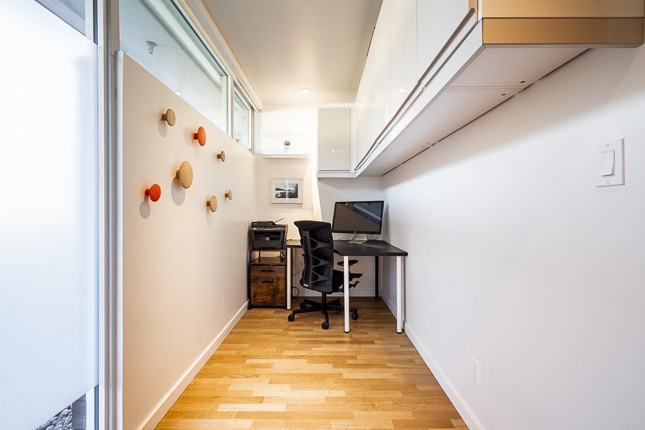 Listing Image 21