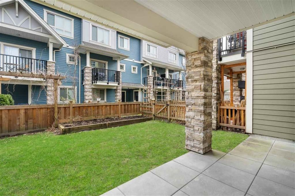 Listing Image 11