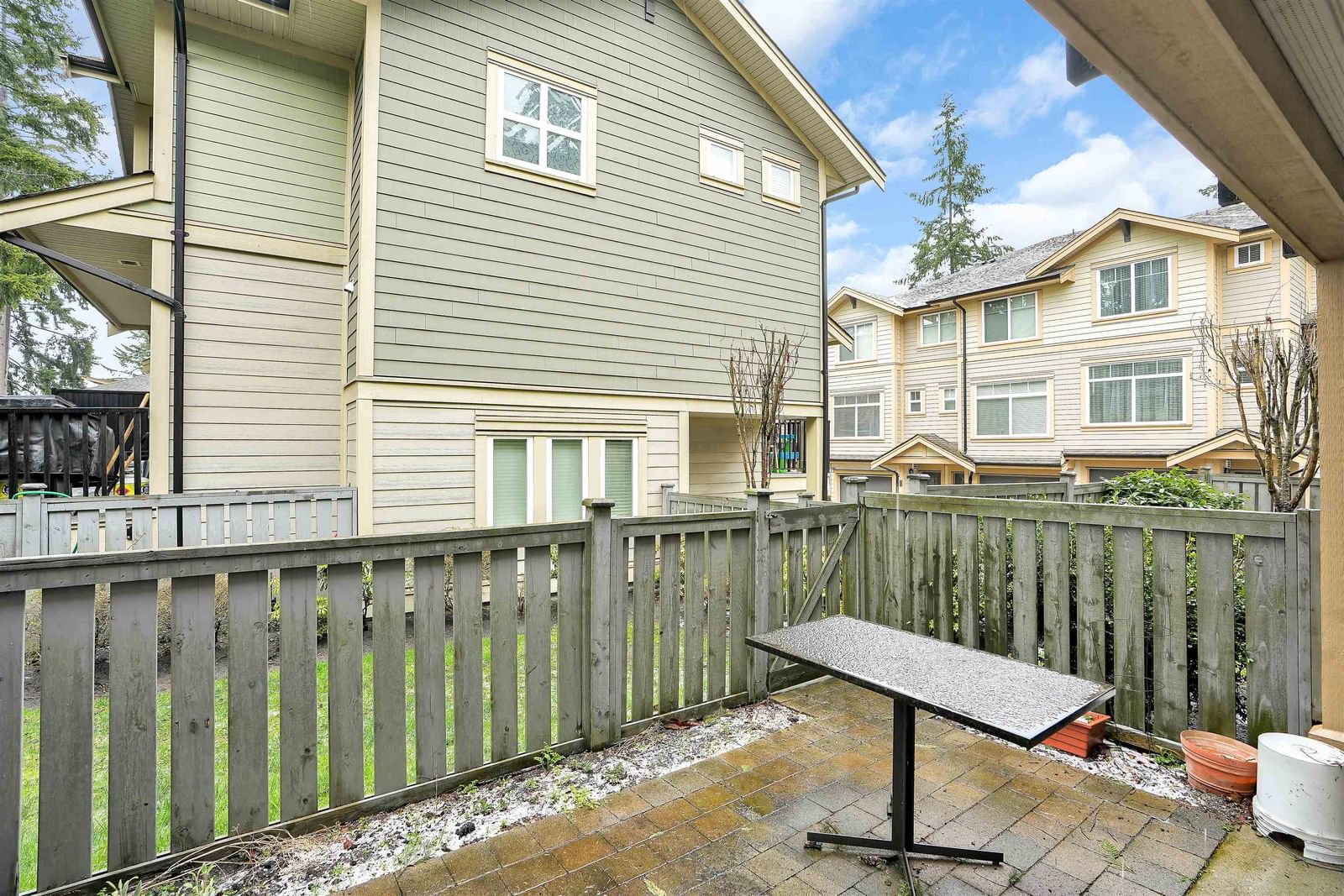 Listing Image 20