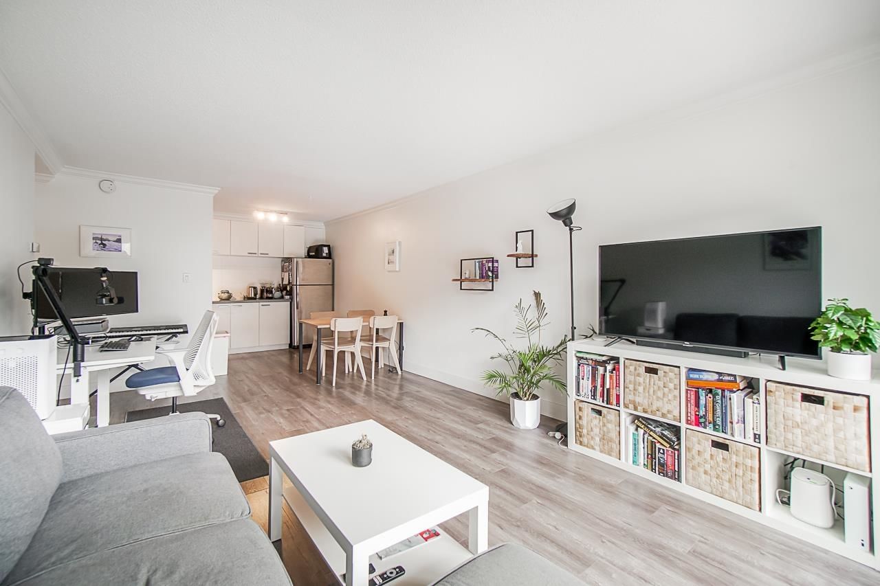 Listing Image 13