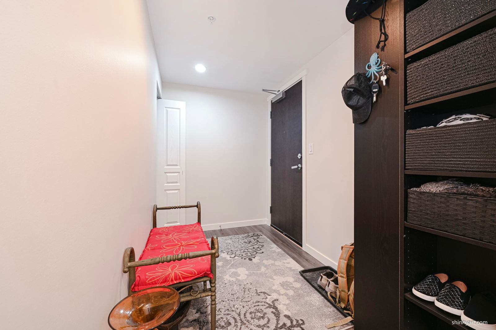 Listing Image 18