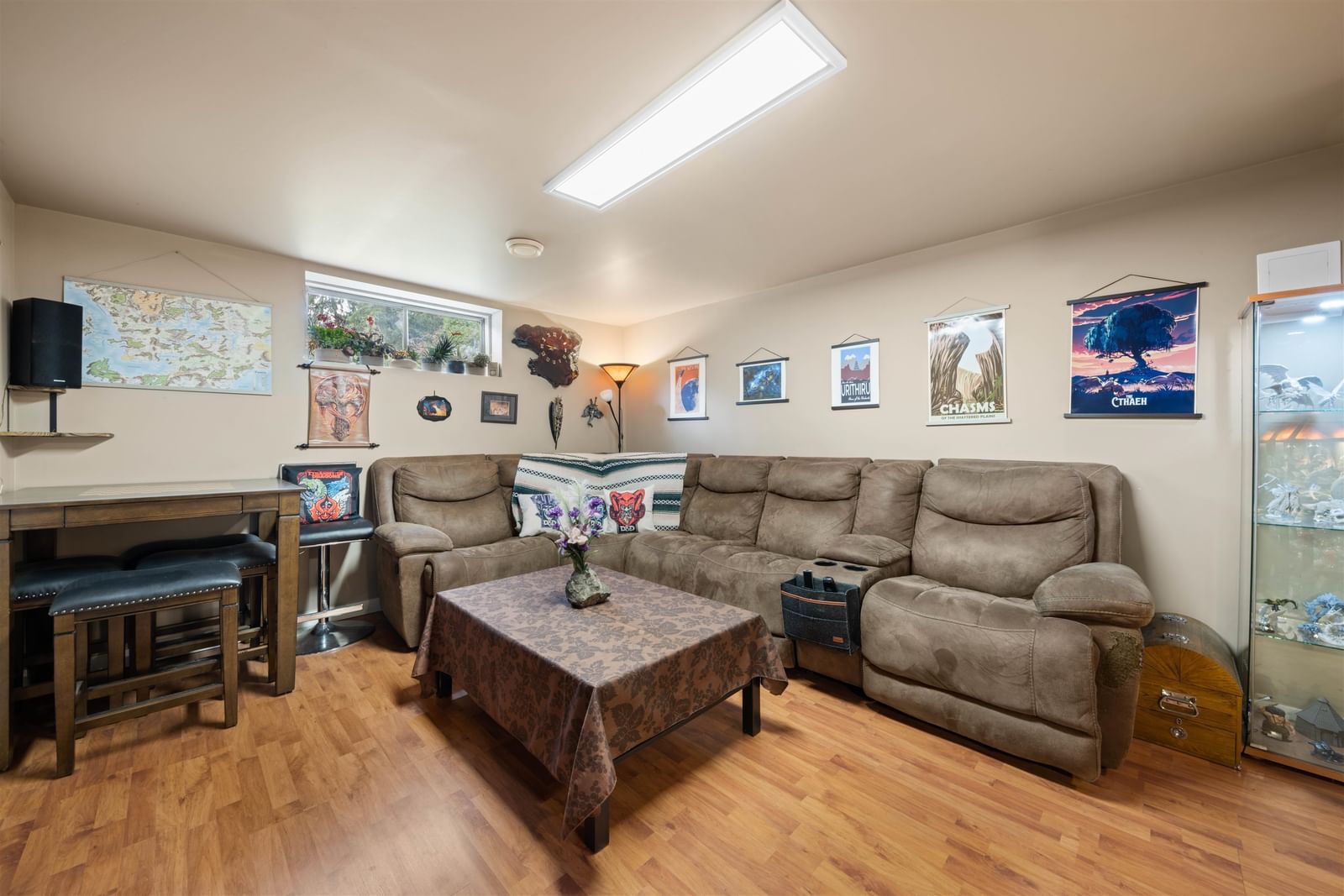 Listing Image 17