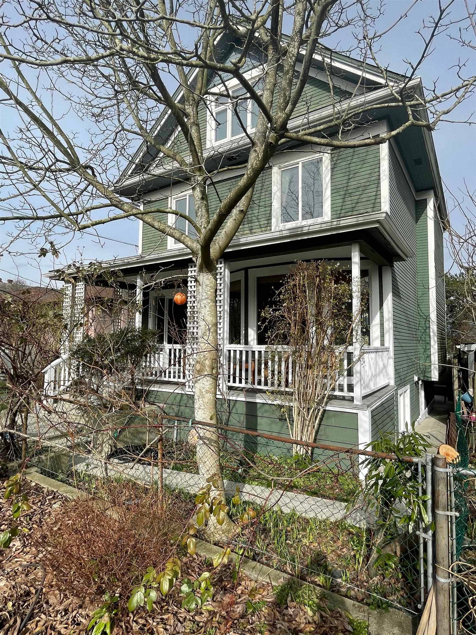 Listing Image 1