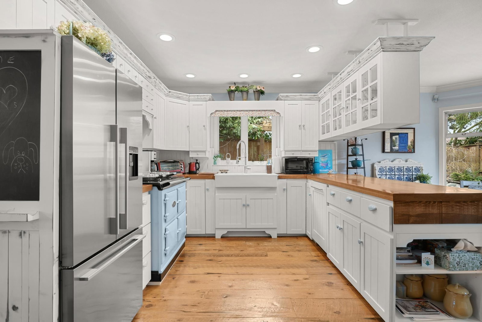 Listing Image 12