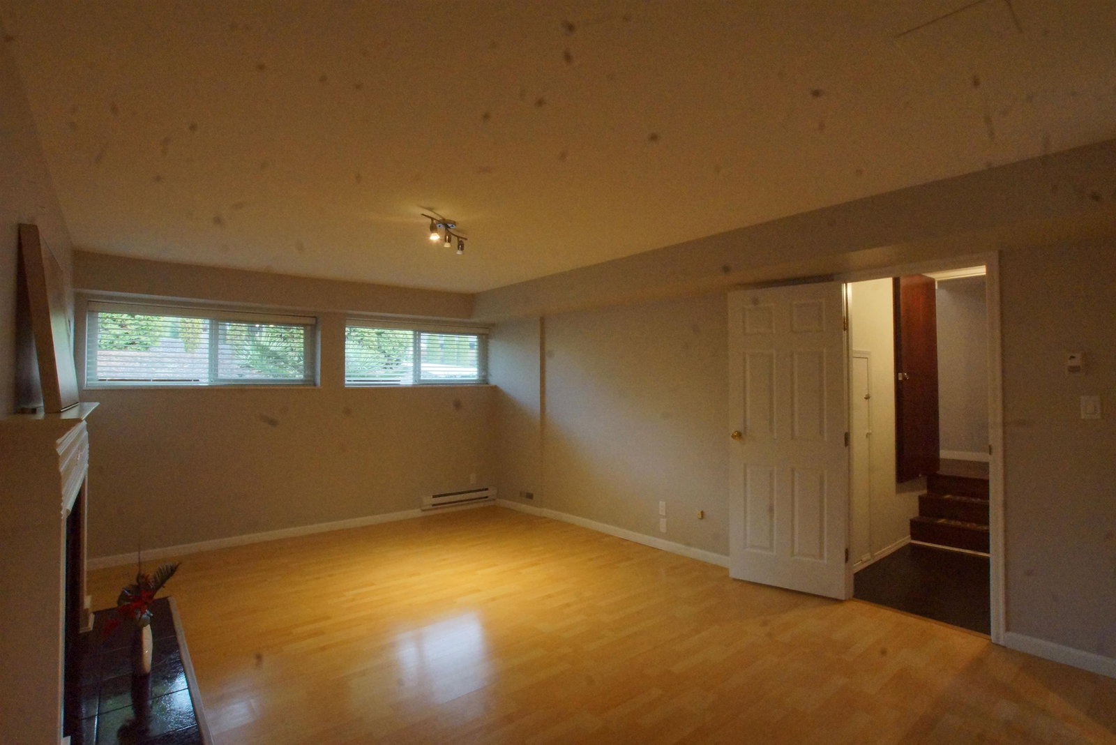 Listing Image 30