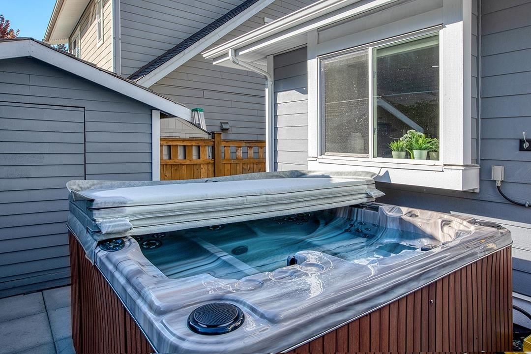 Listing Image 15