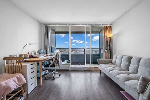 2701 - 488 Marine Drive