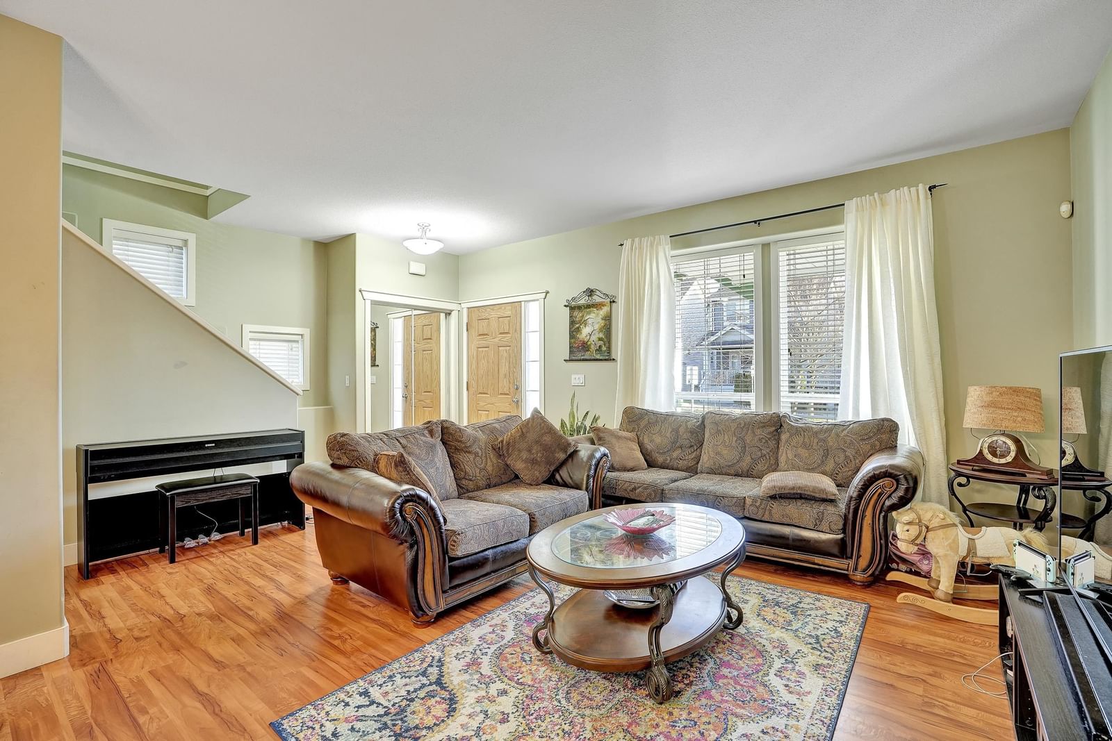 Listing Image 7